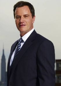 Tim DeKay
as FBI Special Agent Peter Burke