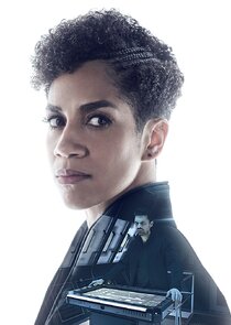 Dominique Tipper
as Naomi Nagata