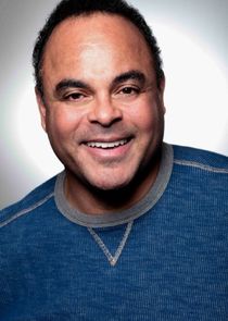 Cornell Womack
as Bruce Dolsey