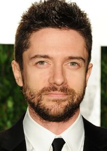 Topher Grace
as Dr. Peter Jahrling