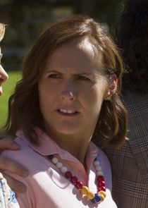 Molly Shannon
as Gail