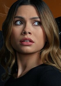 Bella Shepard
as Blake Navarro