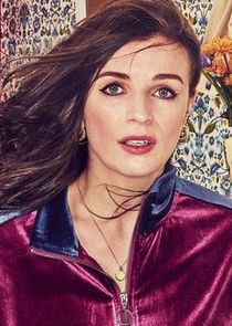 Aisling Bea
as Aine