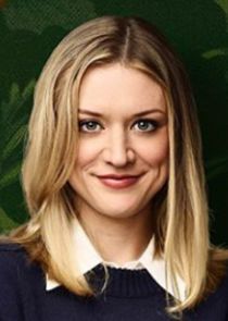 Chelsea Frei
as Bridget Moody