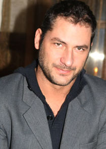 Attila Árpa
as Jean de Grailly