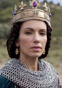 Aure Atika
as Queen Isabella