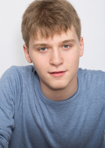 Fred Hechinger
as Arnold Ridgeway