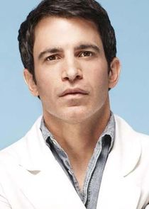 Chris Messina
as Dr. Daniel 