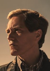 Michael Shannon
as Gary Noesner