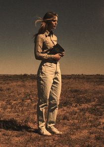 Melissa Benoist
as Rachel Koresh