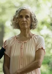 Barbara Marten
as Sylvia Chambers