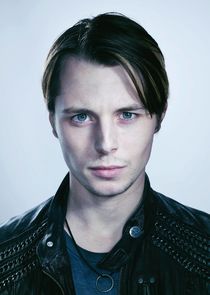 Max Fowler
as Twitch