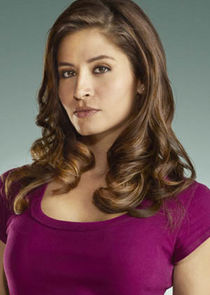 Mercedes Mason
as Deputy U.S. Marshal Isabel Zambada
