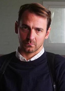 Ewen Leslie
as Alex O'Connell