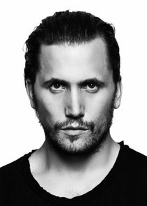 James Oliver-Wheatley
as Edward Thatch 