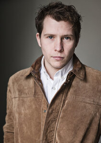 Tom Padley
as Charles Vane