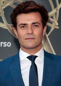 Albano Jerónimo
as Matheus Silva