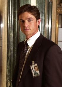 Eric Close
as Martin Fitzgerald