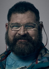 Brad William Henke
as Tom Cullen