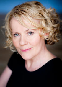 Caroline Berry
as Pat Cooper