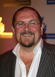 Charles Dale
as DS Gareth Rees