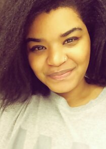 Krystal Smith
as Mandy 