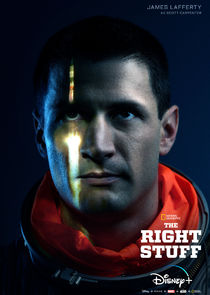 James Lafferty
as Scott Carpenter