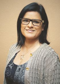 Georgina Lightning
as Sophia