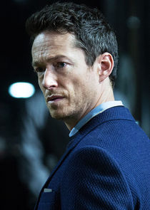 Simon Quarterman
as Lee Sizemore