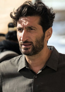 Fares Fares
as Antoine Costa