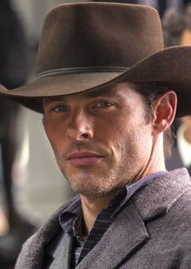James Marsden
as Teddy Flood