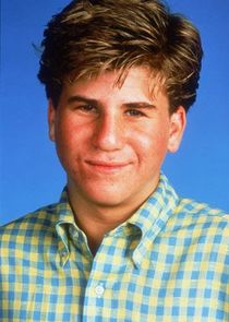Jason Hervey
as Wayne Arnold