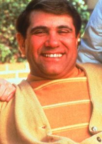 Dan Lauria
as Jack Arnold