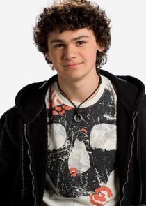 Brett Del Buono
as Ben Banks