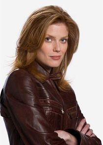 Amy Price-Francis
as Mellissa Banks