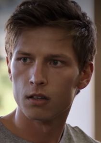 Brandon Butler
as Brady Finch