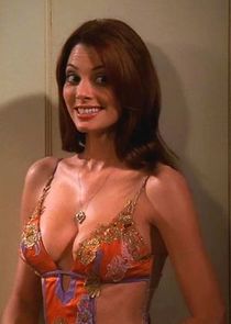 April Bowlby
as Kandi