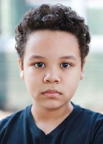 Edan Alexander
as Louis