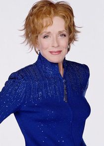 Holland Taylor
as Evelyn Harper