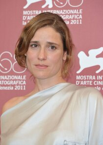 Angeliki Papoulia
as Lana Khasanović