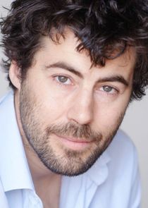 Cédric Vieira
as Lieutenant Phillipe Viot