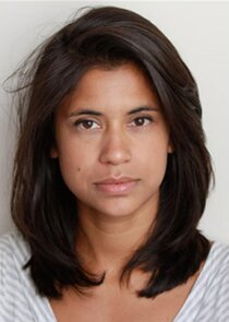 Juliette Navis
as Lieutenant Louise Renard