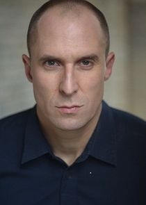 Andrew Brooke
as Alistair Cunningham