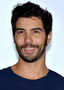 Tahar Rahim
as Farid