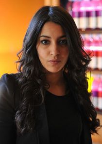 Leïla Bekhti
as Amira