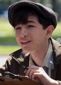 Caleb Malis
as Sandy Levin
