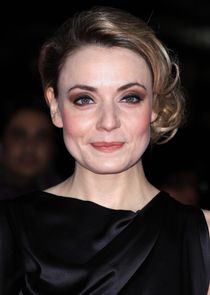 Christine Bottomley
as Zoe