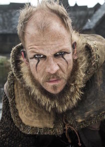 Gustaf Skarsgård
as Floki