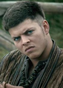 Alex Høgh Andersen
as Ivar the Boneless
