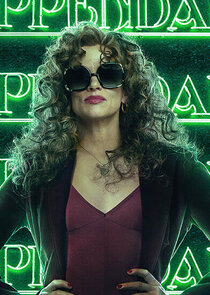 Juliette Lewis
as Denise Coughlan